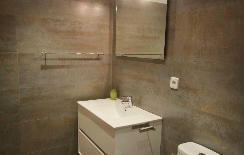 Appartamento Duplex En Frente De La Playa Al Lado De Barcelona Canet De Mar Esterno foto